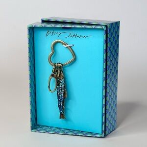 NWT Betsy Johnson Crystal Sardine Fish Key Fob Bag Charm